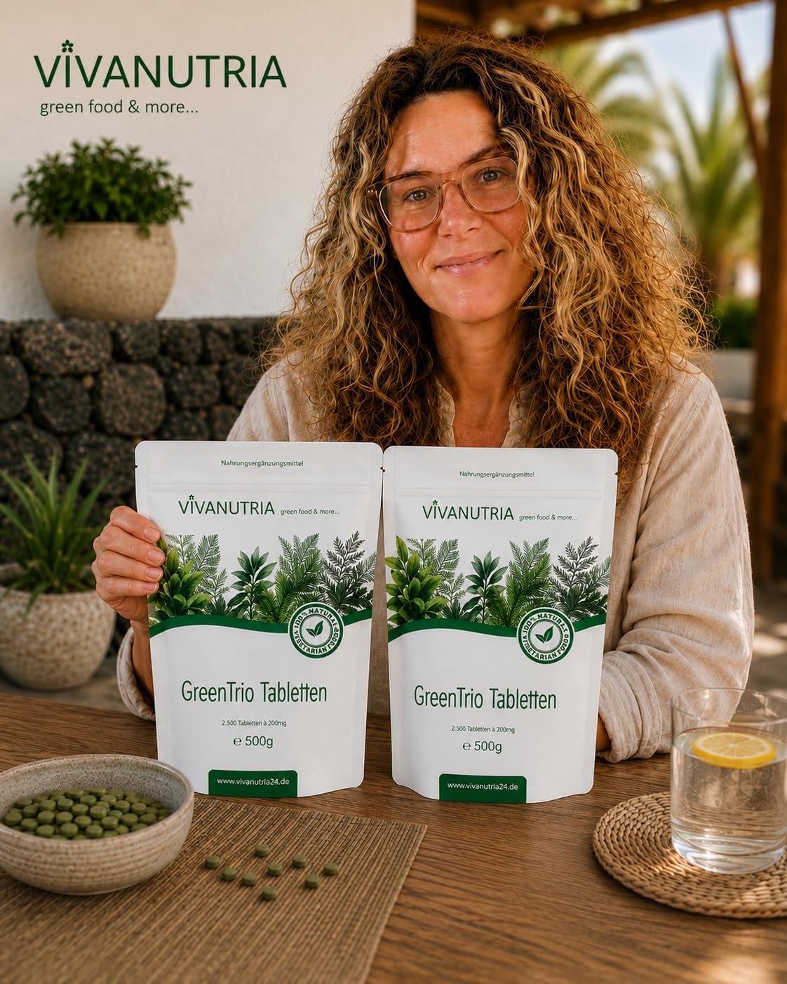 VivaNutria Green Trio Presslinge 1000g | aus kontrolliertem Anbau I 5000 Tabletten aus Spirulina Chlorella & Gerstengras ohne Zusätze I schonend verarbeitet und Rohkostqualität I vegan