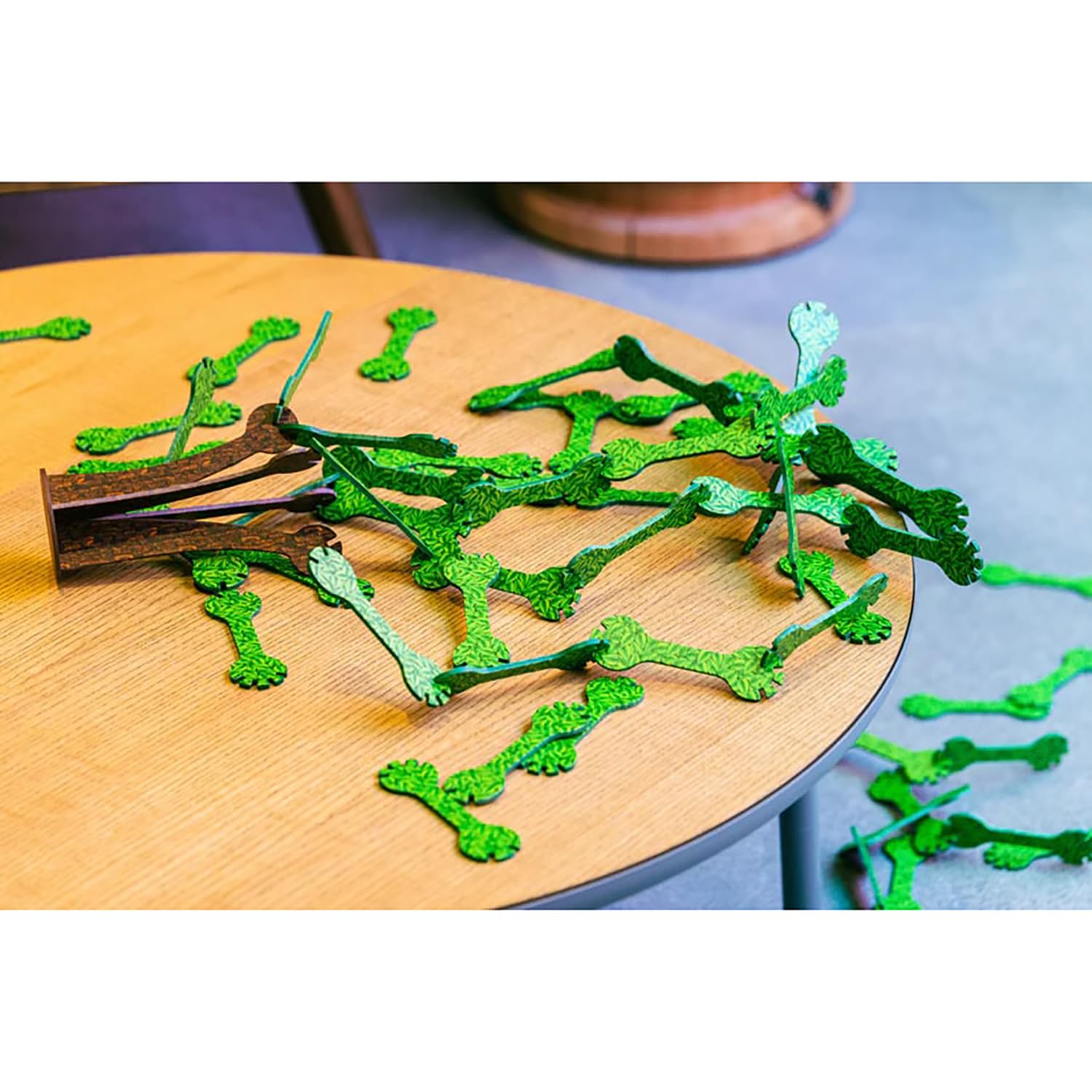 Branch Out! - Un gioco creativo di equilibrio, strategie e impila foglie sull'albero per vedere quanto in alto puoi andare, da tavolo, per bambini in famiglia dai 6 anni in su, 1+ giocatori