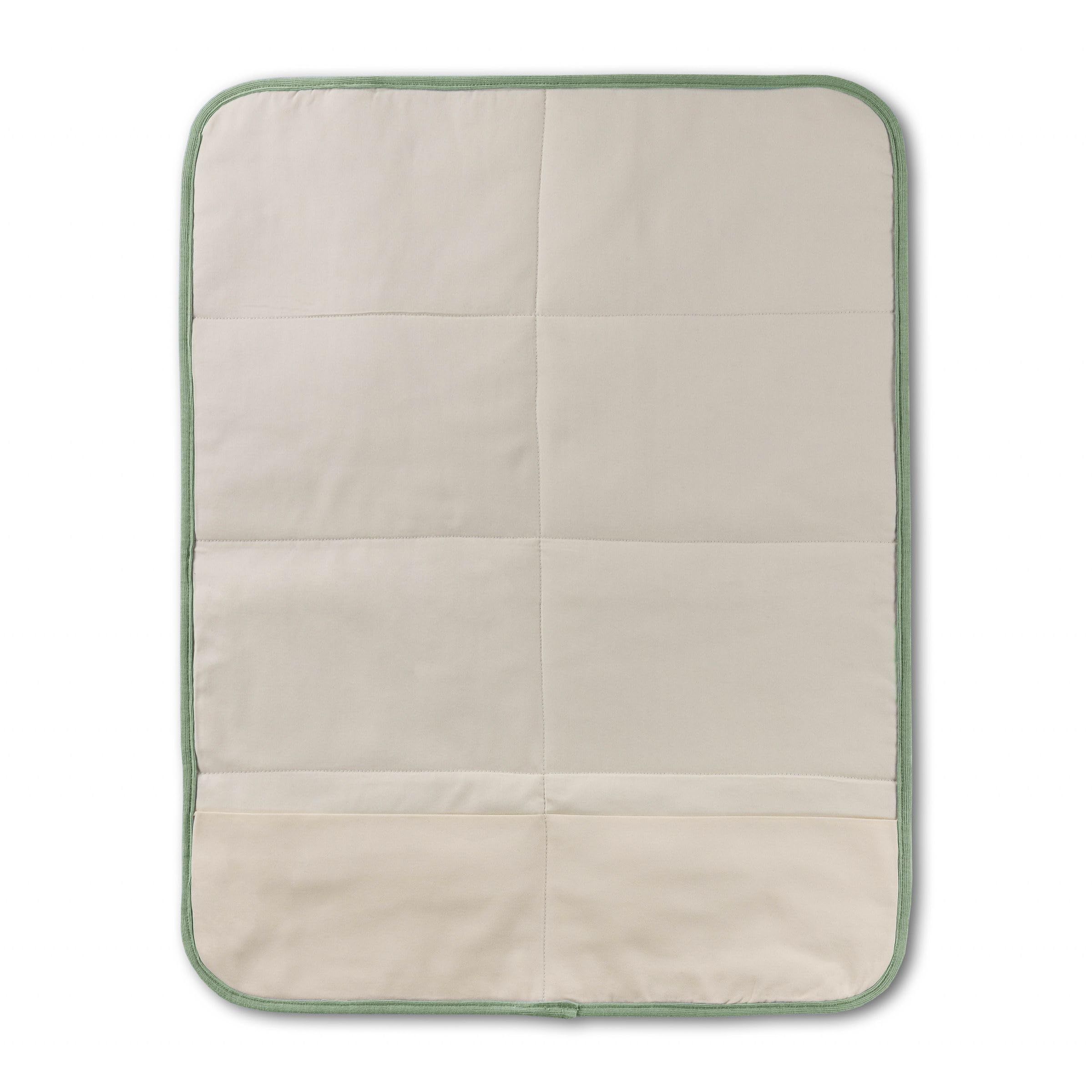 Hofbrucker® Windeltasche, Wickeltasche mit Wickelunterlage für unterwegs, faltbare Wickelclutch mit Organizer für Windeln & Feuchttücher, Abwischbar, Must Have für die Baby Erstausstattung (Salbei)
