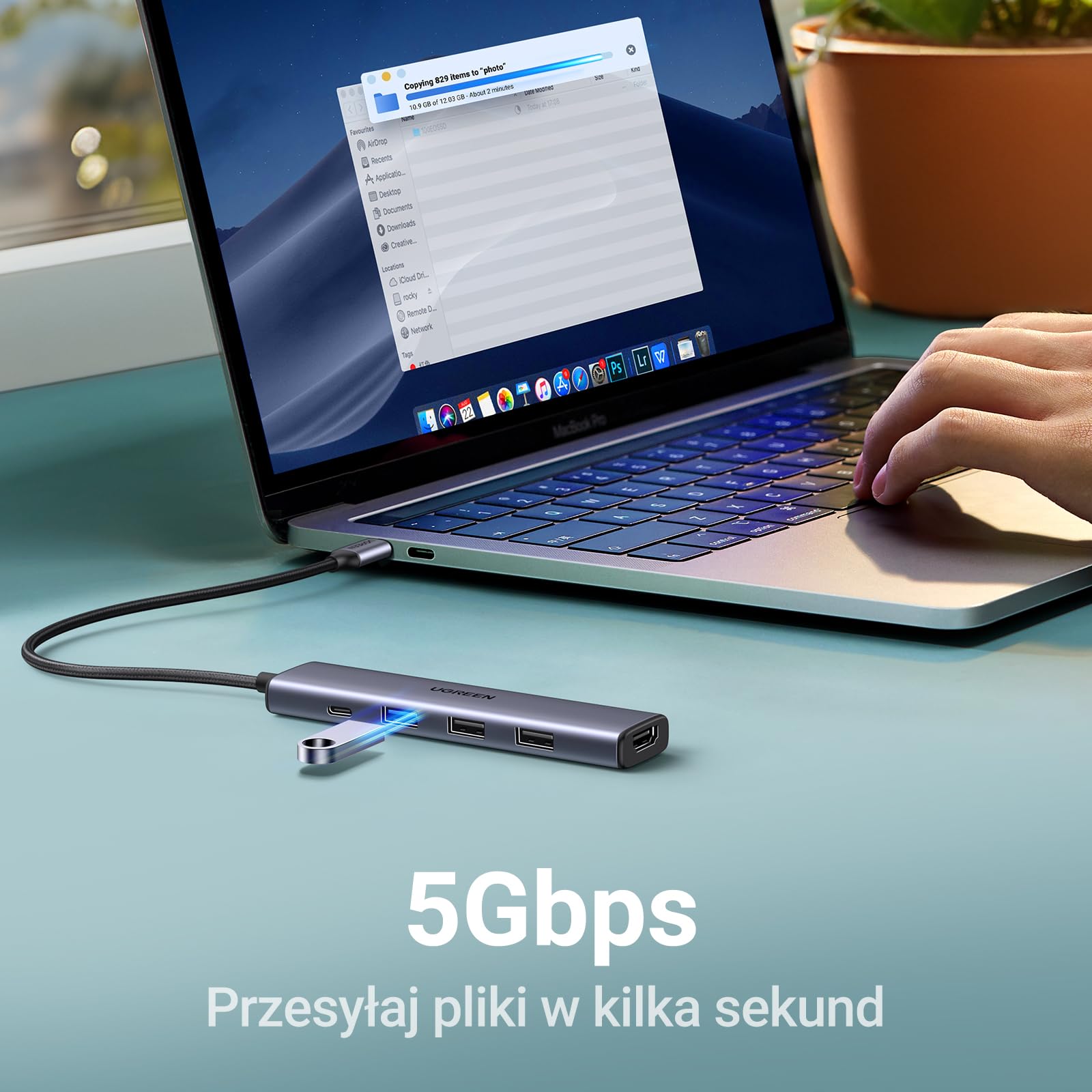 UGREEN Revodok USB C Hub PD100W, 4K HDMI, 3 porty USB A, adapter USB C kompatybilny z serią iPhone 16, Galaxy S24, Surface, MacBook Pro/Air, iPad Pro/Air, Steam Deck itp.
