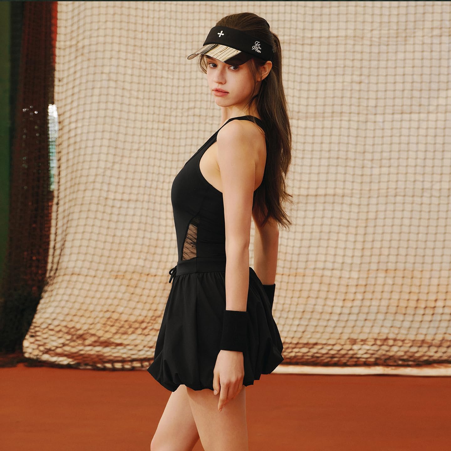 Womens Tennis Dress Fashionable Slimming Golf Dresses Sleeveless Built in Shorts Black Athletic Dress with Pockets