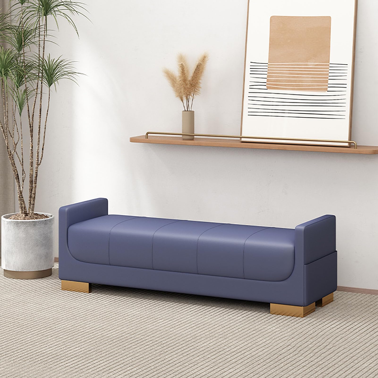 Siège de fenêtre élégant bleu pour un coin lecture lumineux et cocooning dans le salon