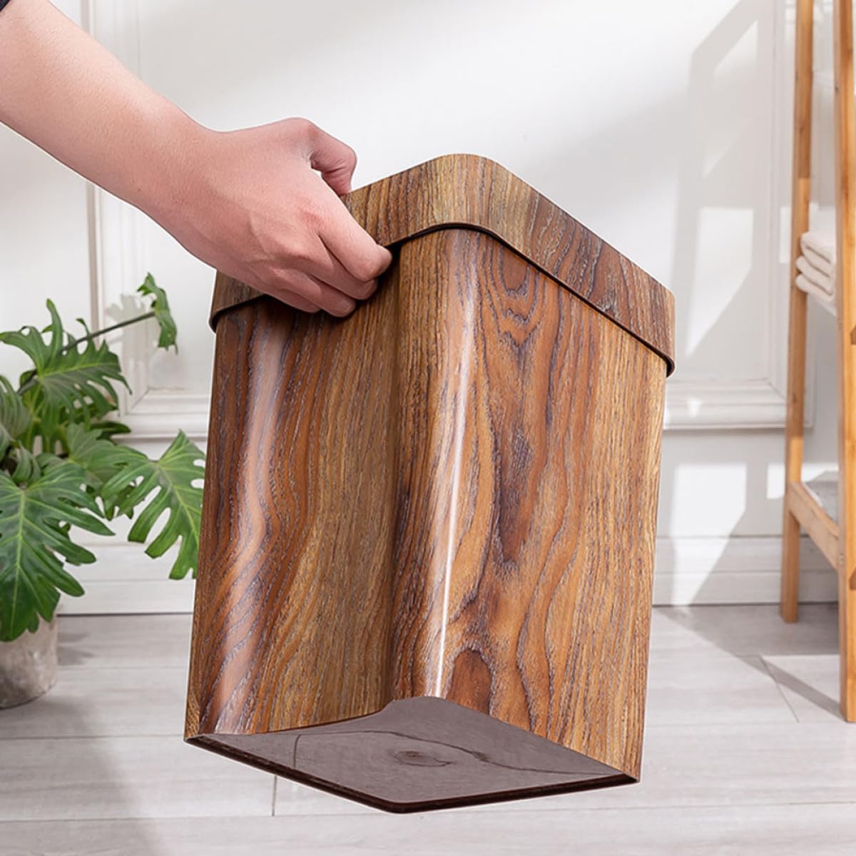 SEWACC Mülleimer Kunststoff Abfalleimer mit Holzmaserung Design Leicht zu Reinigen Stabiler Müllbehälter für Badezimmer Schlafzimmer Küche Stilvoller Papierkorb ohne Deckel Praktischer