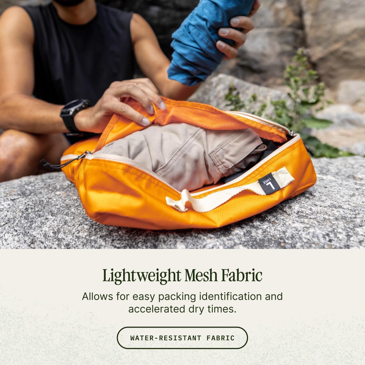 Eagle Creek Pack-It Reveal Cube - Lightweight Packing Cubes for Optimizing Luggage Space - Easy to Carry - Mesh Fabric - Water-Resistant - Easy Grab Zipper - Large - Mandarin