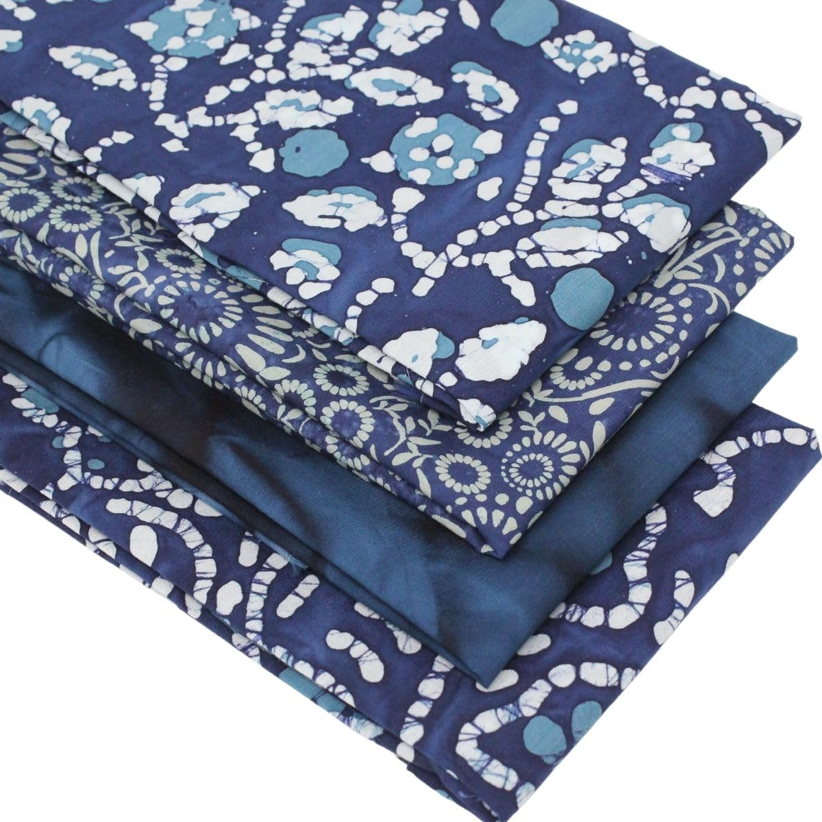 4 Fat Quarters Batik Bundle - 'Deep Ocean' Batik Fabrics in Deep Blue With Striking White Highlights. Ideal For Quilting, Patchwork & Crafting. 100% Cotton (free patchwork pattern by Overdale Fabrics)