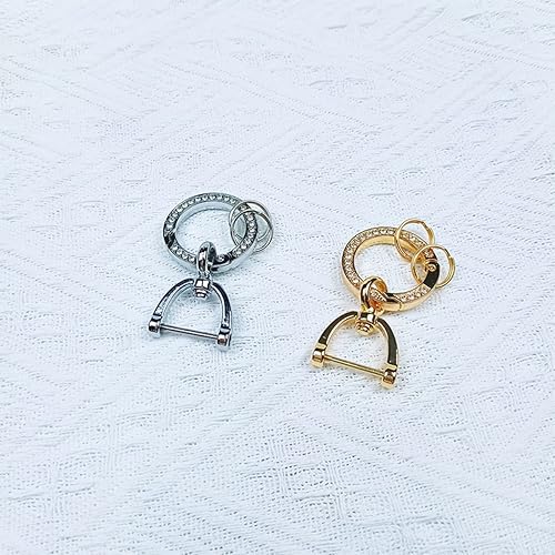 Miniatura 5 de 2 llaveros de auto con diamantes de imitación brillantes con anillo en D y 2 llaveros, accesorios de automóvil para mujeres y niñas (plata)
