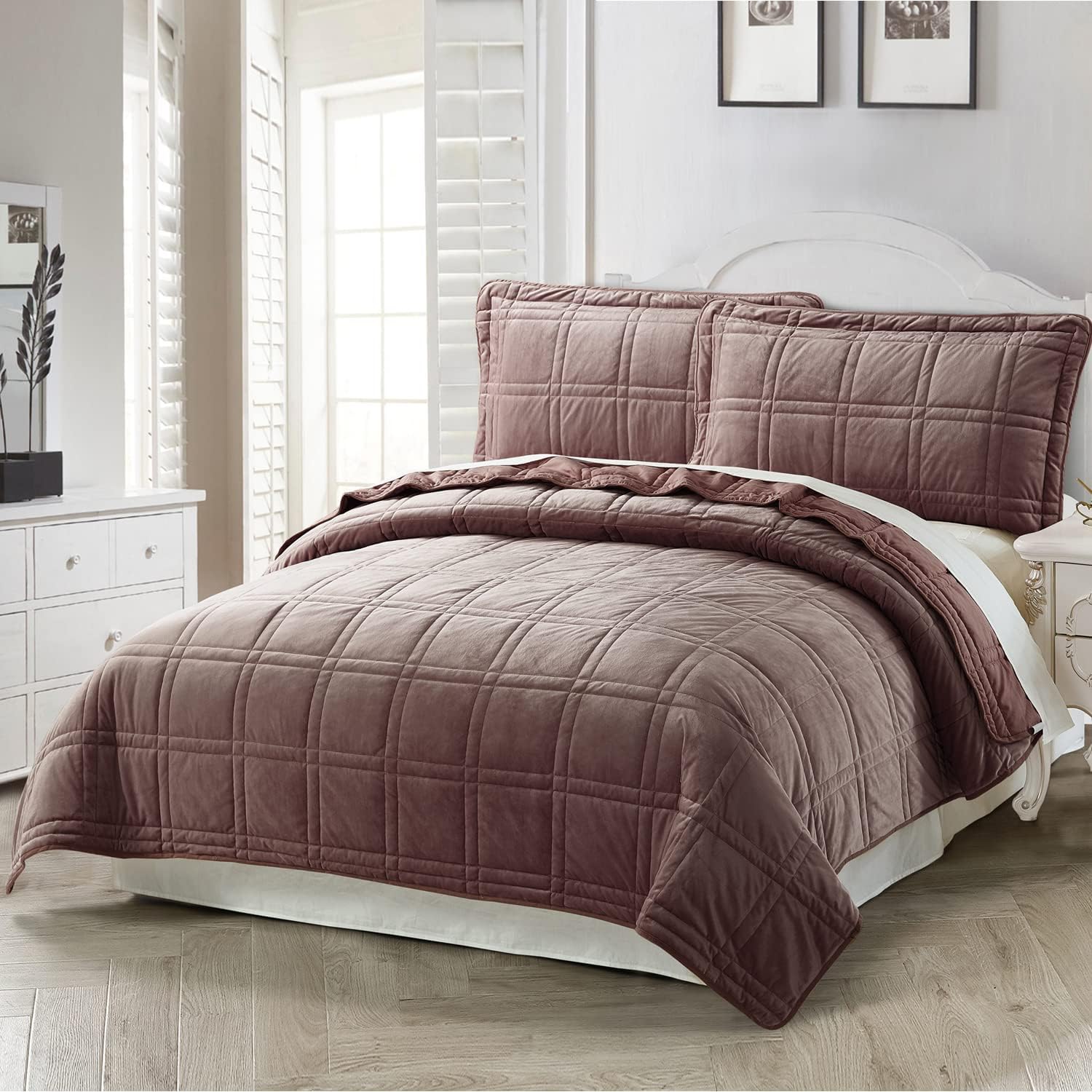 HESTIN 3 Piece Modern Style Quilts Microfiber Soft Coverlet Squares Pattern Bedspread Set for All Season(1 Quilt,2 Pillow Shams), Beige, King (102" x 90")