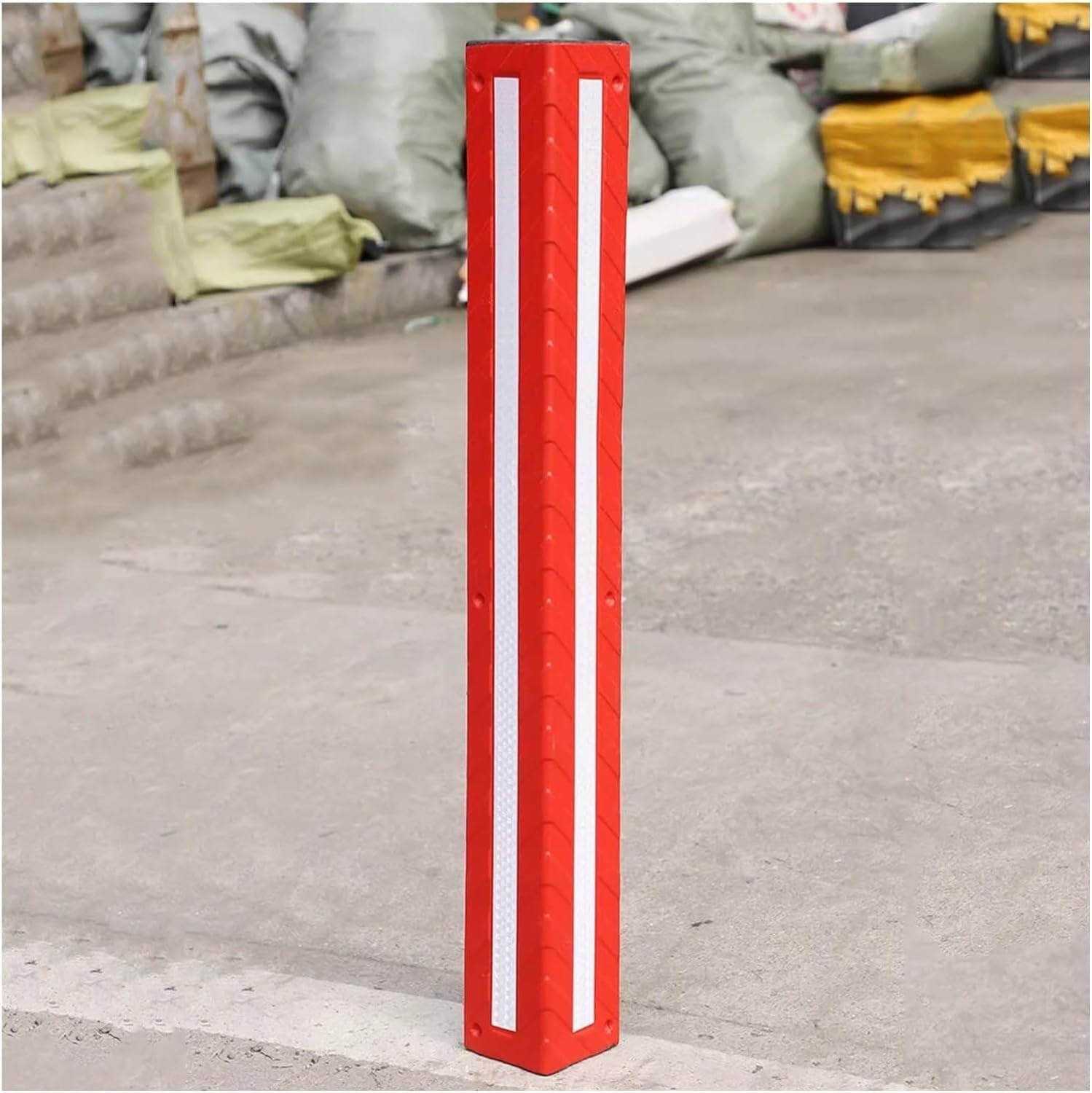 WDSOPK garage wall protector,wall corner protector, Rubber L-Shaped Reflective Warehouse Corner Guards and Garage Corner Guards,Red,4pcs,0.9cm (Rosso 4pcs)