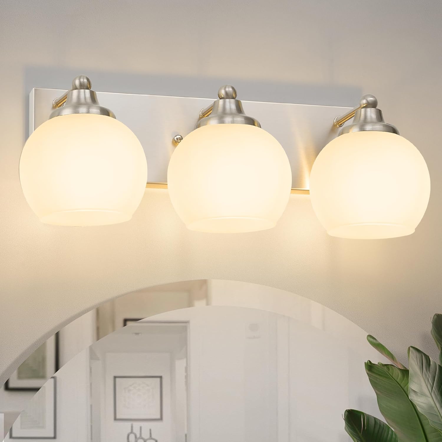 Nickel Bathroom Light Fixtures, Vanity Light Over Mirror, Brushed Nickel Vanity Lamp with Frosted Globe Glass (Brushed Nickel & Frosted Glass)