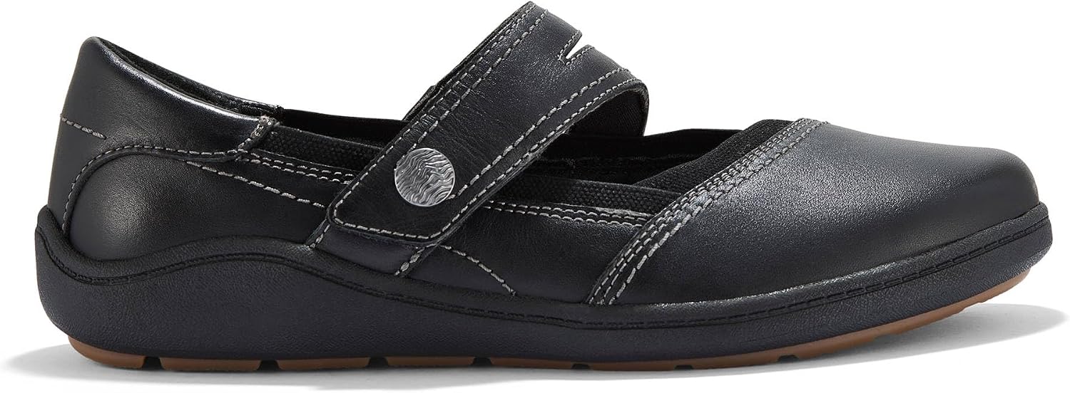 Clarks Women's Bryianne Janey Flats