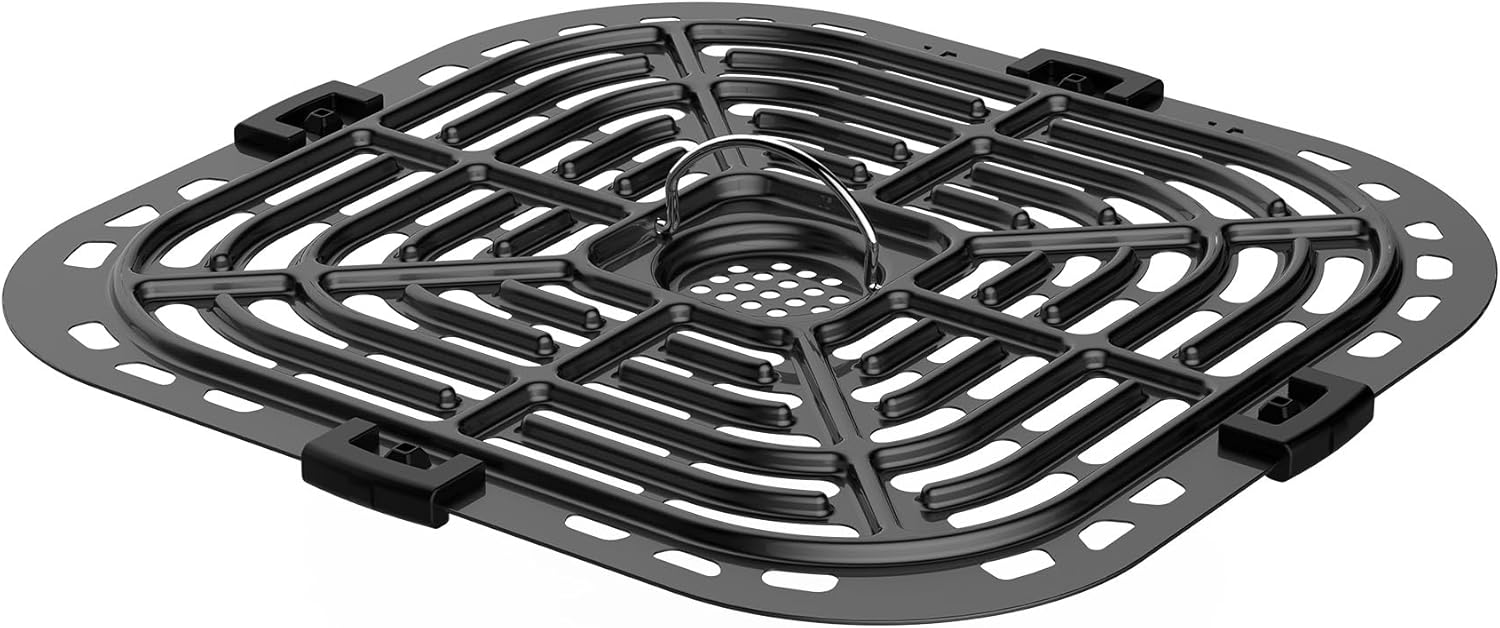 Removable crisper rack for the Magic Chef air fryer.