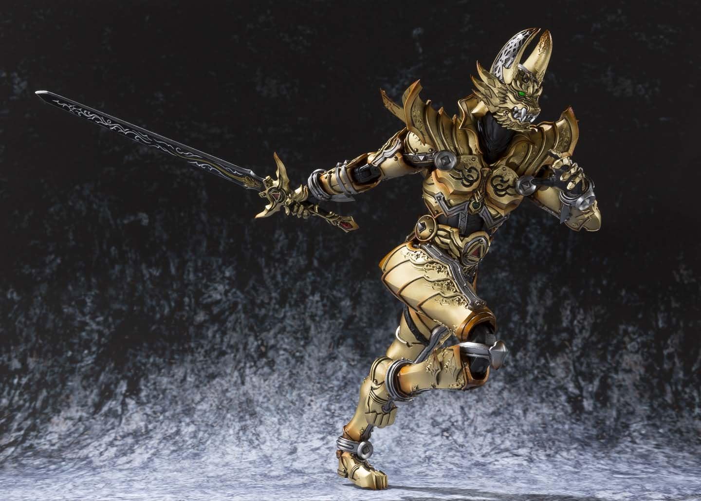 Bеѕt Rеvіеw TAMASHII NATIONS Bandai Ougonkishi Garo (Saezima Kouga) Garo Action Figure