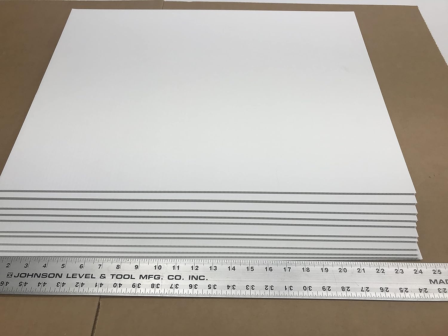 50 Blank Signs 18x24 inch x 4mm Corrugated Plastic Blank Sign, 50 Pack White Signs, Flute 18'' Ship Same Day (50signs18x24) : Industrial & Scientific
