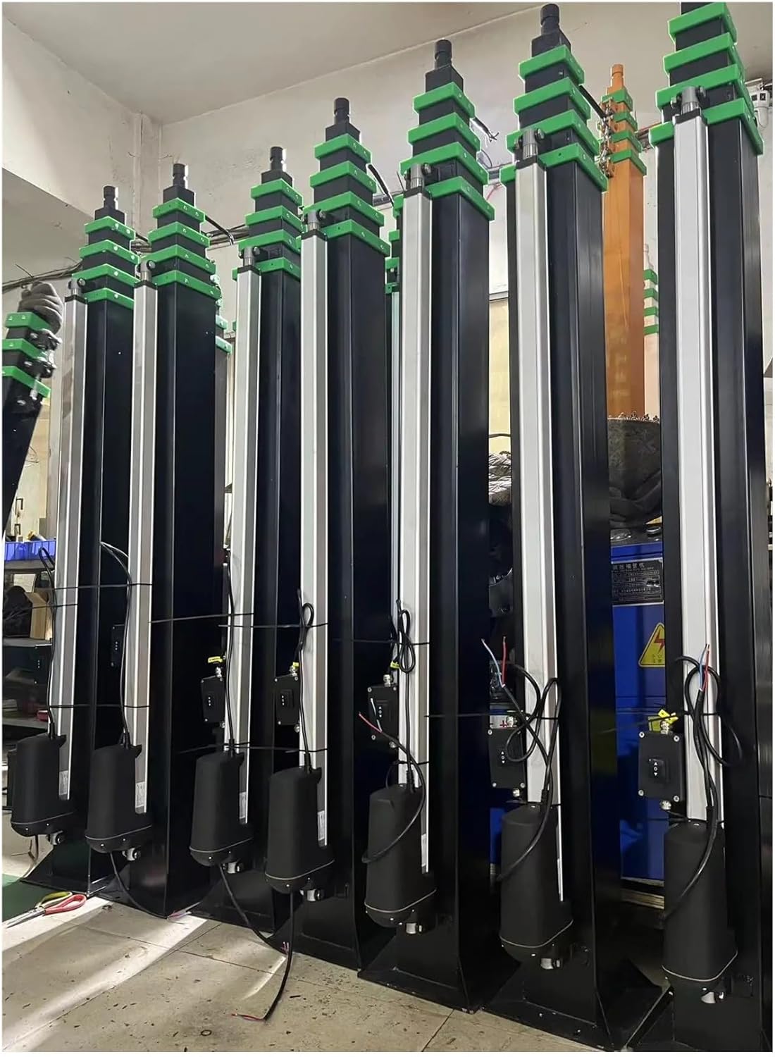 Pneumatic Aluminum Alloy Telescopic Manual Electric Expansion Mobile Telecommunications Tower And Telescopic Antenna Pole