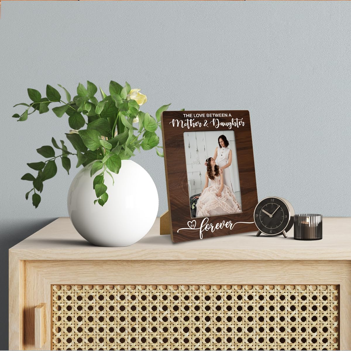 Mother's Day Gift, Mom Daughter Photo Frame Gift, The Love Between A Mother & Daughter is Forever, Beautiful Mom Birthday Gifts, Vintage Wooden Picture Frame, Rustic Photo Frames 4 x 6 with Stand - Image 6