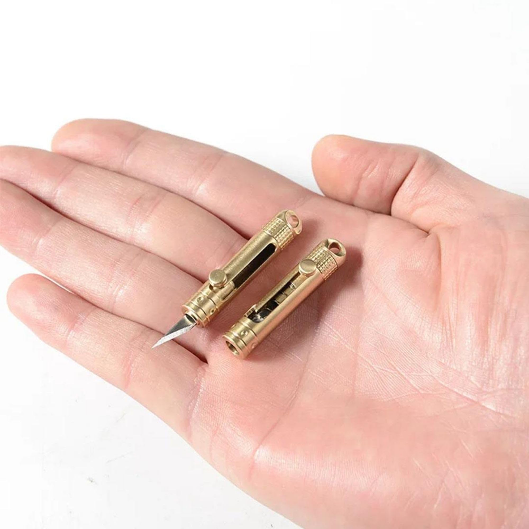 Mini Falçata Anahtarlık Bıçağı, Pirinç Sap, Çelik Bıçak, 40mm Kapalı Uzunluk, 51mm Açık Uzunluk, 11 Gram