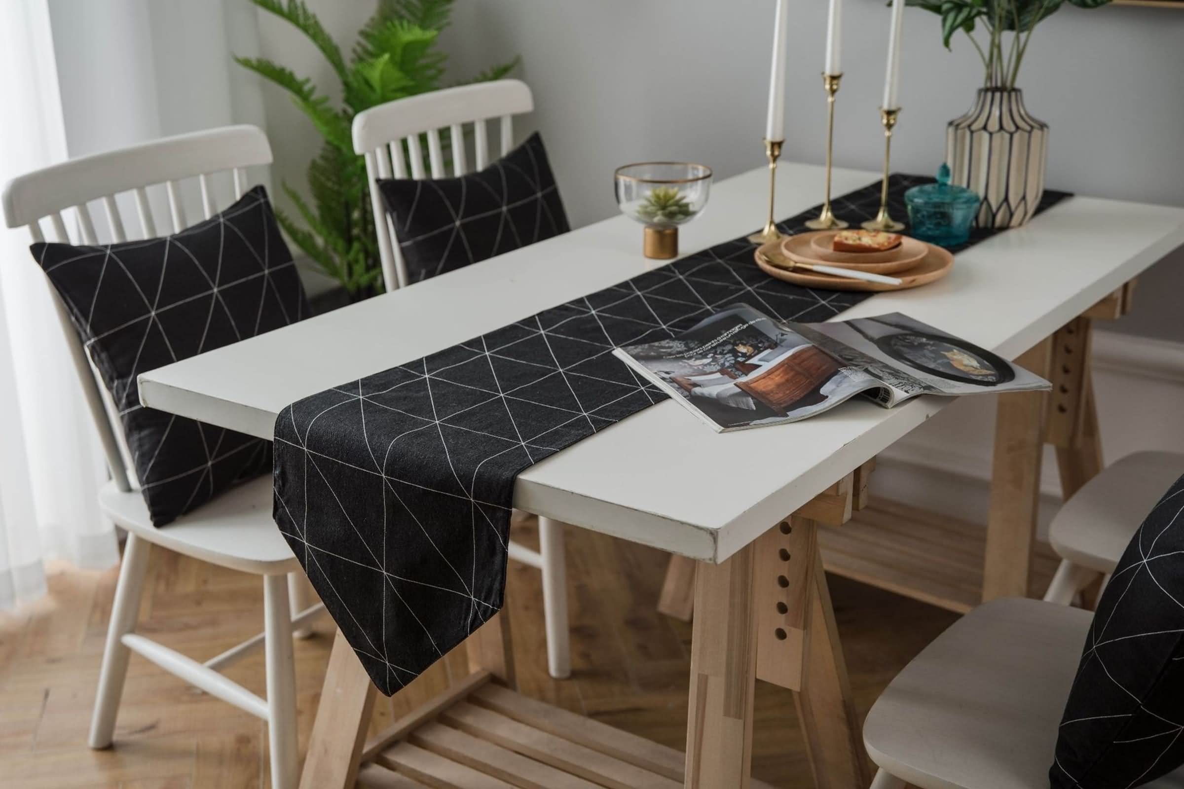 Camino de Mesa de Navidad, Decoración para Comedor Celosía Geométrica Negro Sabana de Algodon 30x220CM