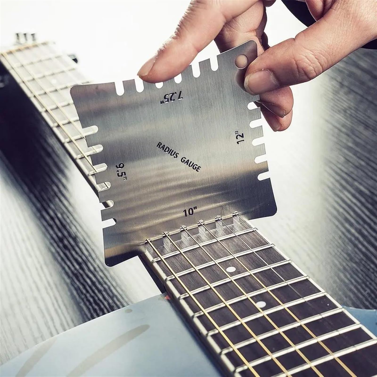 Set Di Strumenti Per Liutaio Di Chitarra Incluso Righello Per L'azione Delle Corde E Calibri Per Raggio Con Tacche Per Chitarra Per L'impostazione Del Basso