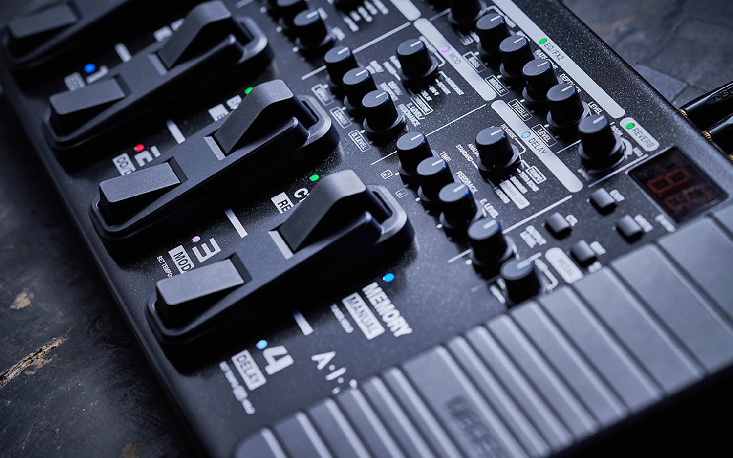 Boss ME-90 Gitarrenprozessor Multi-Effektgerät für Gitarre + keepdrum Netzteil