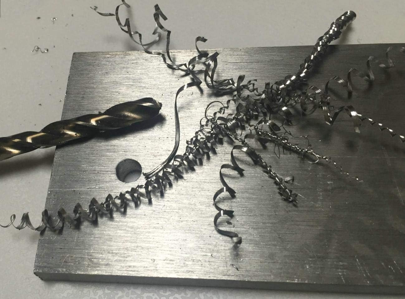 Metric M42 8% Cobalt Twist Drill Bits Set for Stainless Steel and Hard Metal (1mm-10mm/19pcs) - - 