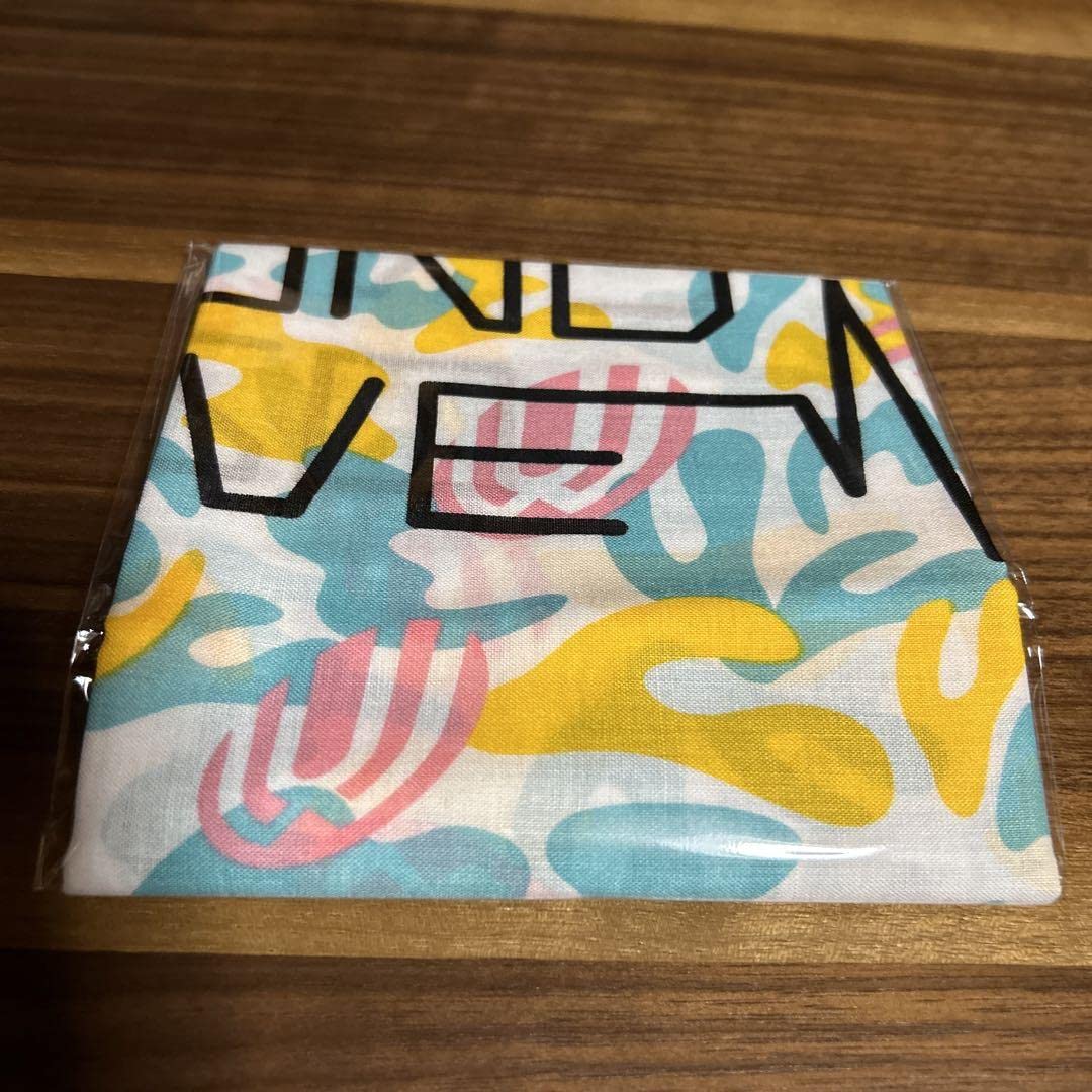 Amazon.co.jp: UVERworld ファンクラブ継続特典 セット : おもちゃ