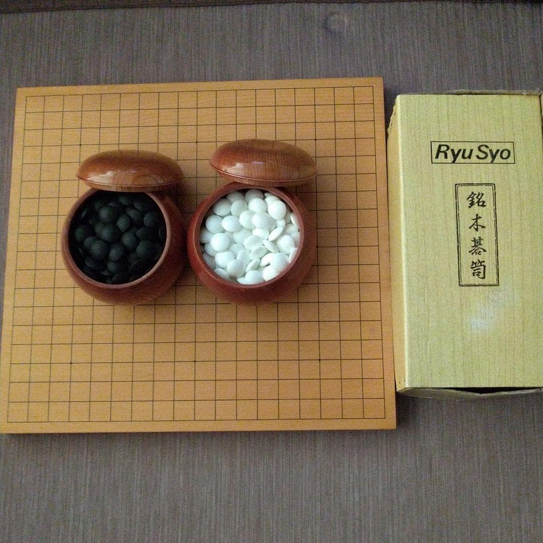 桐覆い付き 囲碁道具 囲碁セット 囲碁道具 ）碁盤 碁石 囲碁セット