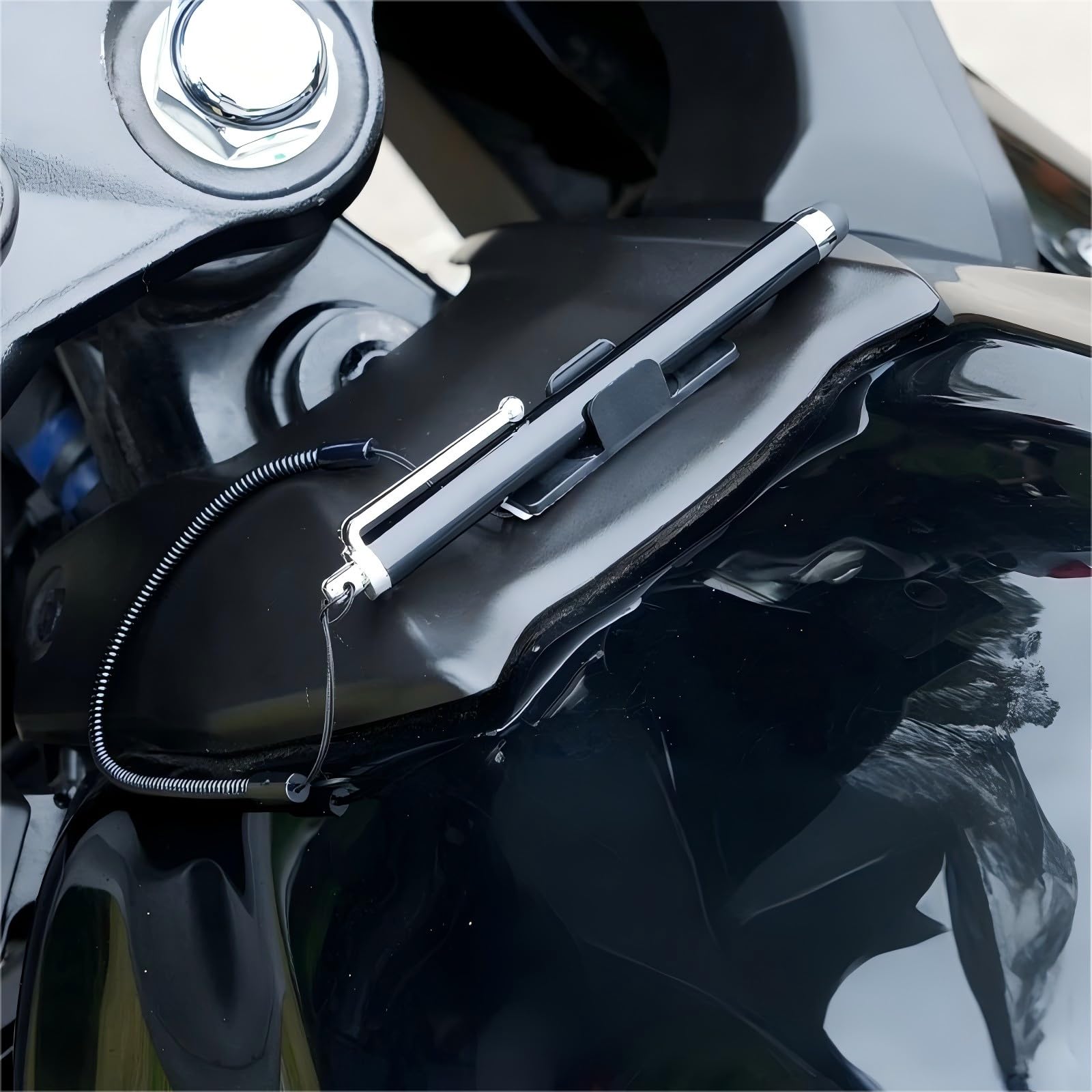 Pennino capacitivo per touch screen con portapenne, penna stilo per bici e moto, con cinturino a molla anti-caduta, alta precisione e sensibilità, compatibile con i guanti per iPad, iPhone, Android