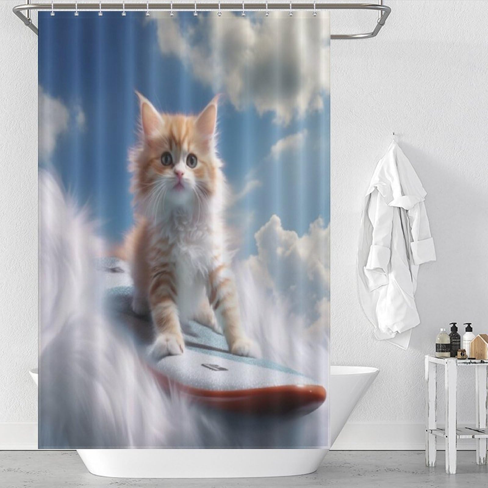 Rideaux salle de bain chat pour créer une ambiance ludique et cocooning