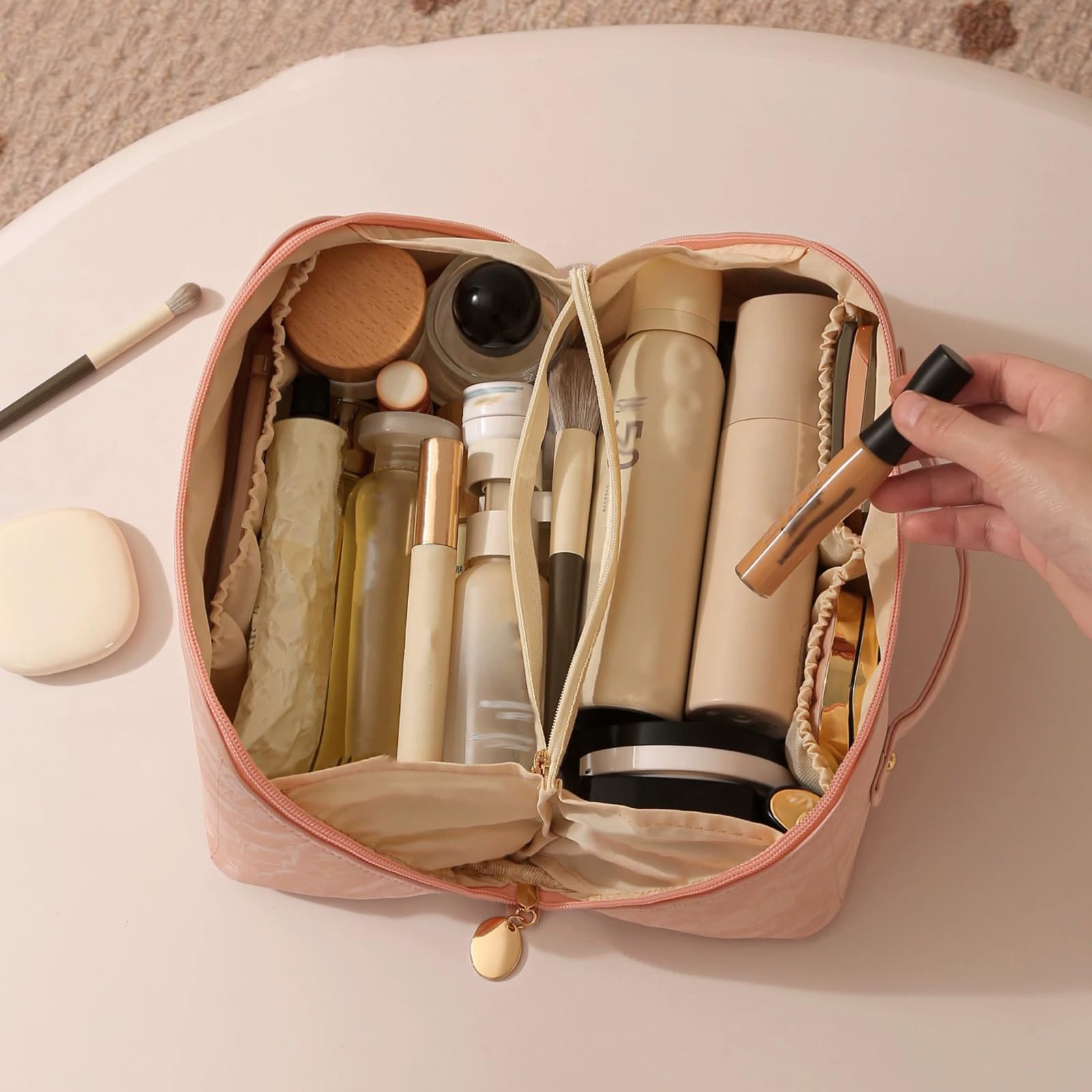 Impermeabile Beauty Case per Organizzare Oggetti, Borsa da Viaggio Appendibile con Manico, 7 Scomparti, Fessure per Rossetto, Tasche Interne Fisse Evitare Spostamenti(White)