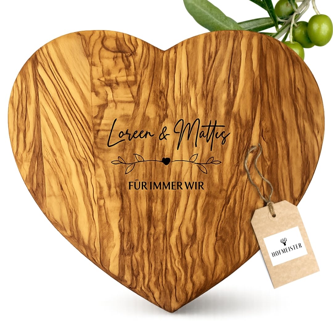 HOFMEISTER® Frühstücksbrett Herz personalisiert mit Gravur aus Olivenholz 21 cm – Wunschnamen, Initialen & Datum – Geschenk zur Hochzeit, Jahrestag oder Valentinstag