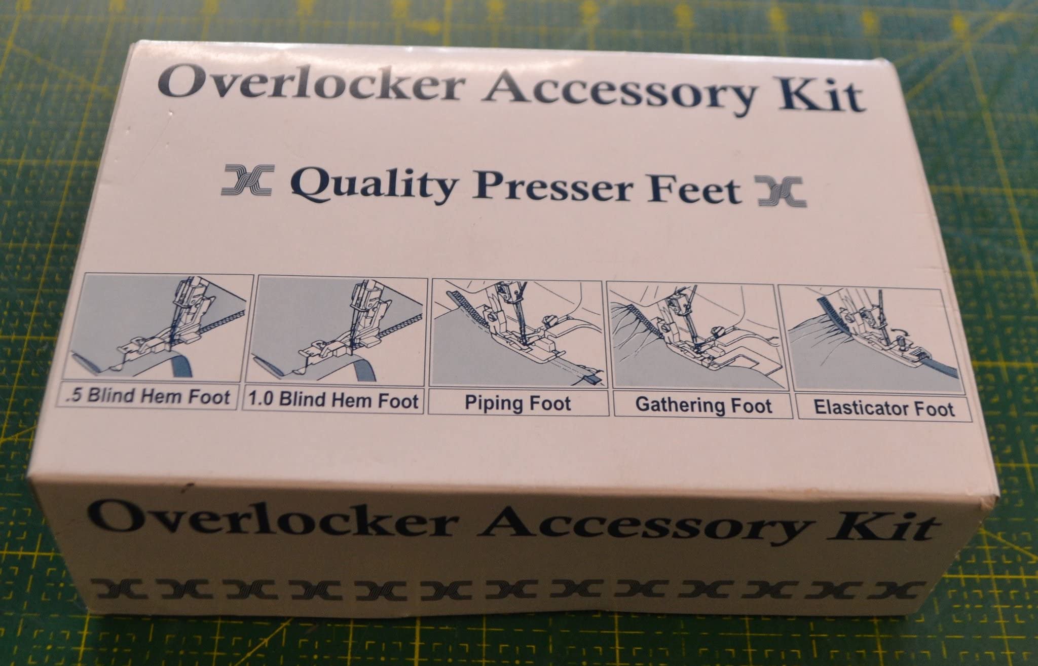 Overlocker - Kit di accessori per piedini, 5 piedini da cucito per Frister & Rossmann Overlockers / Sergers, realizzato per adattarsi 234DF / 2-3-4 DF, Knitlock, Epochlock 055D
