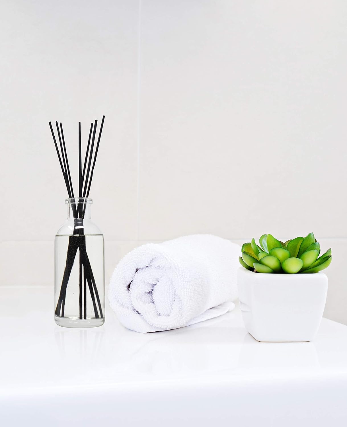 Urban Naturals Gardenia Blossoms Reed Diffuser Set with Jasmine, Gardenia, Ylang Ylang Scent Notes for a Continuous Air Freshener Scent - Image 5