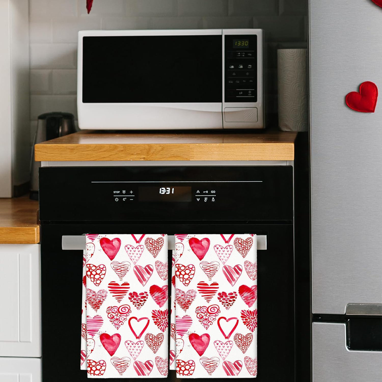 JarThenaAMCS Valentine Kitchen Towel Watercolor Heart Dish Towel 18 x 28 Inch Red Pink Hand Drying Tea Towel for Cooking Baking Party Supplies, 2Pcs - Image 7