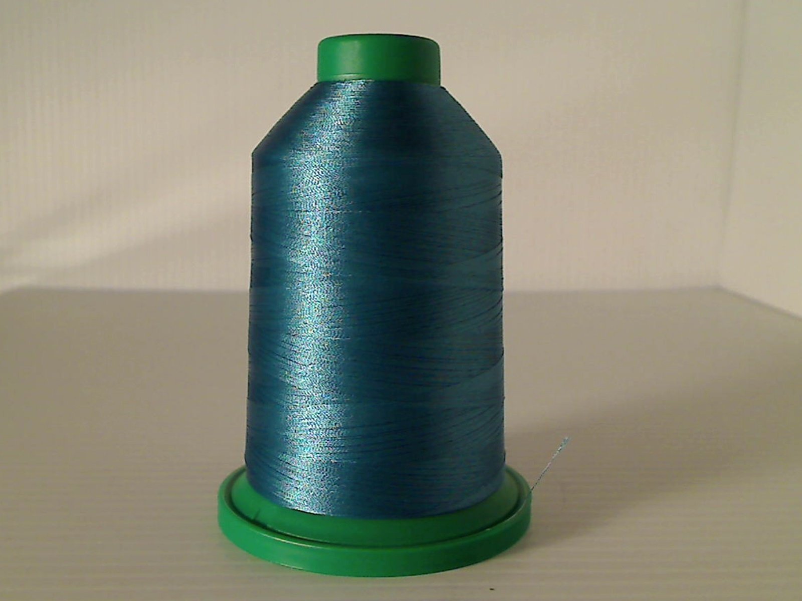 Isacord Embroidery Thread Thread 5000M color 4032