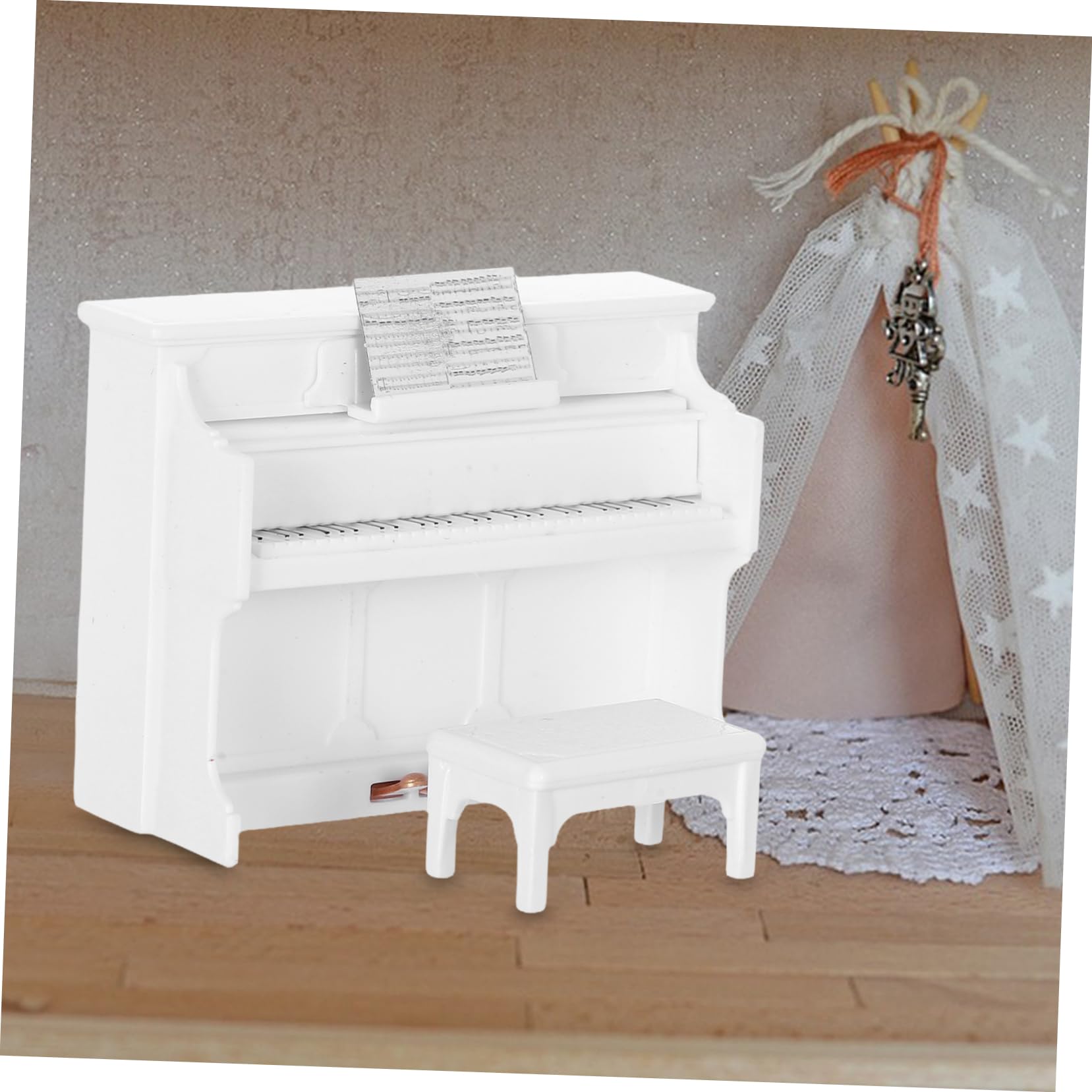 Toyvian Grand Piano Toy Maison de poupée Piano Mini Piano Jouet Ornements de piano Jeu de jouets pour enfants Poupées droites Maisons pour décoration miniature et photographie de scène Blanc
