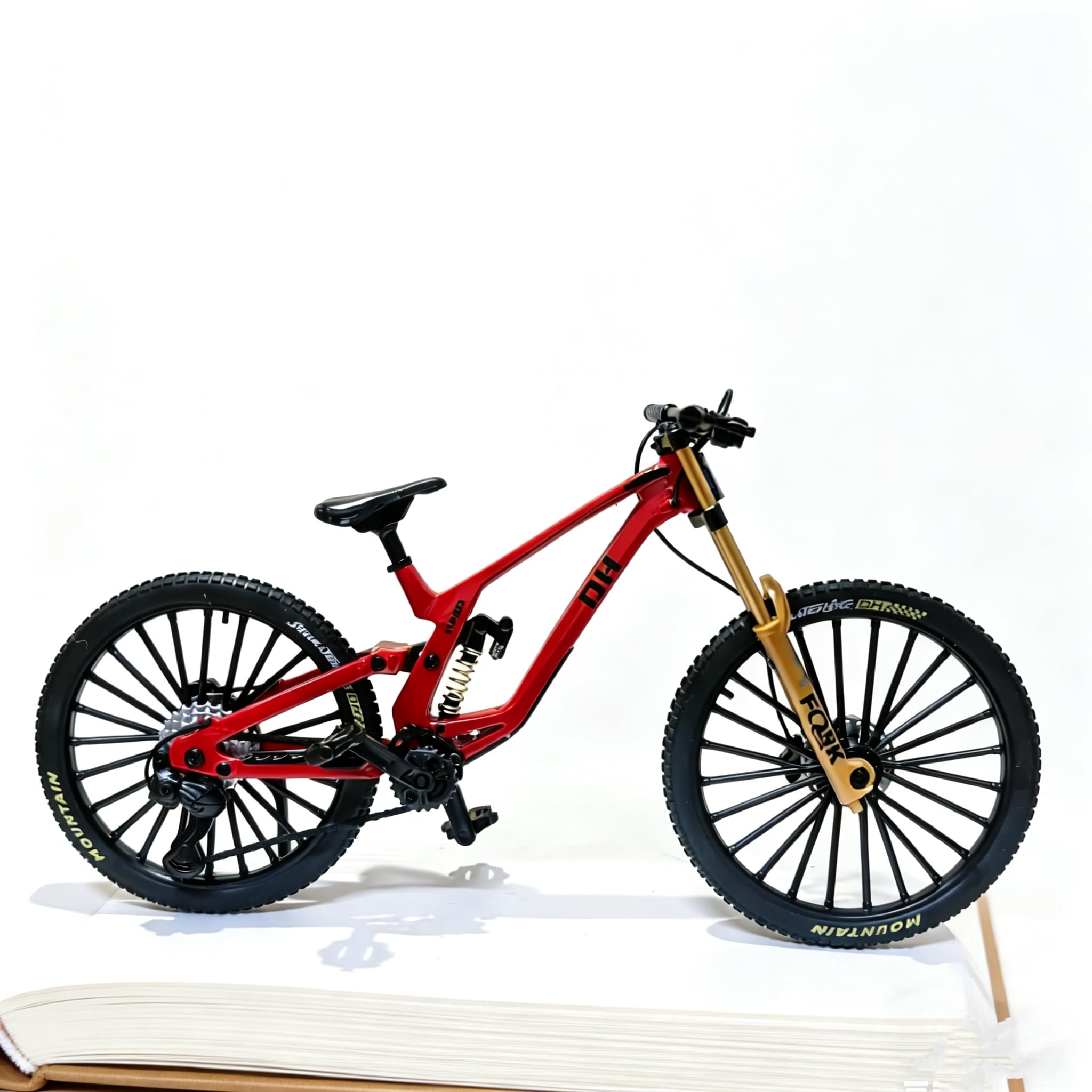 Generico 1: 10 Rapporto in lega pressofusa mini BMX Mountain Bike Finger Bike modello giocattolo da scrivania decorazione artigianale adatto per appassionati di bici, ciclisti, bambini (rosso-41)