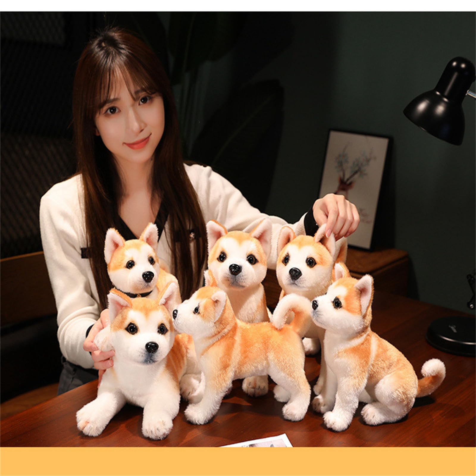 Plüschtier, Akita-Plüschtier, realistischer Welpen-Plüsch mit kurzen Beinen und Schwanz, teurer Hunde-Plüsch Ohren(32CM)
