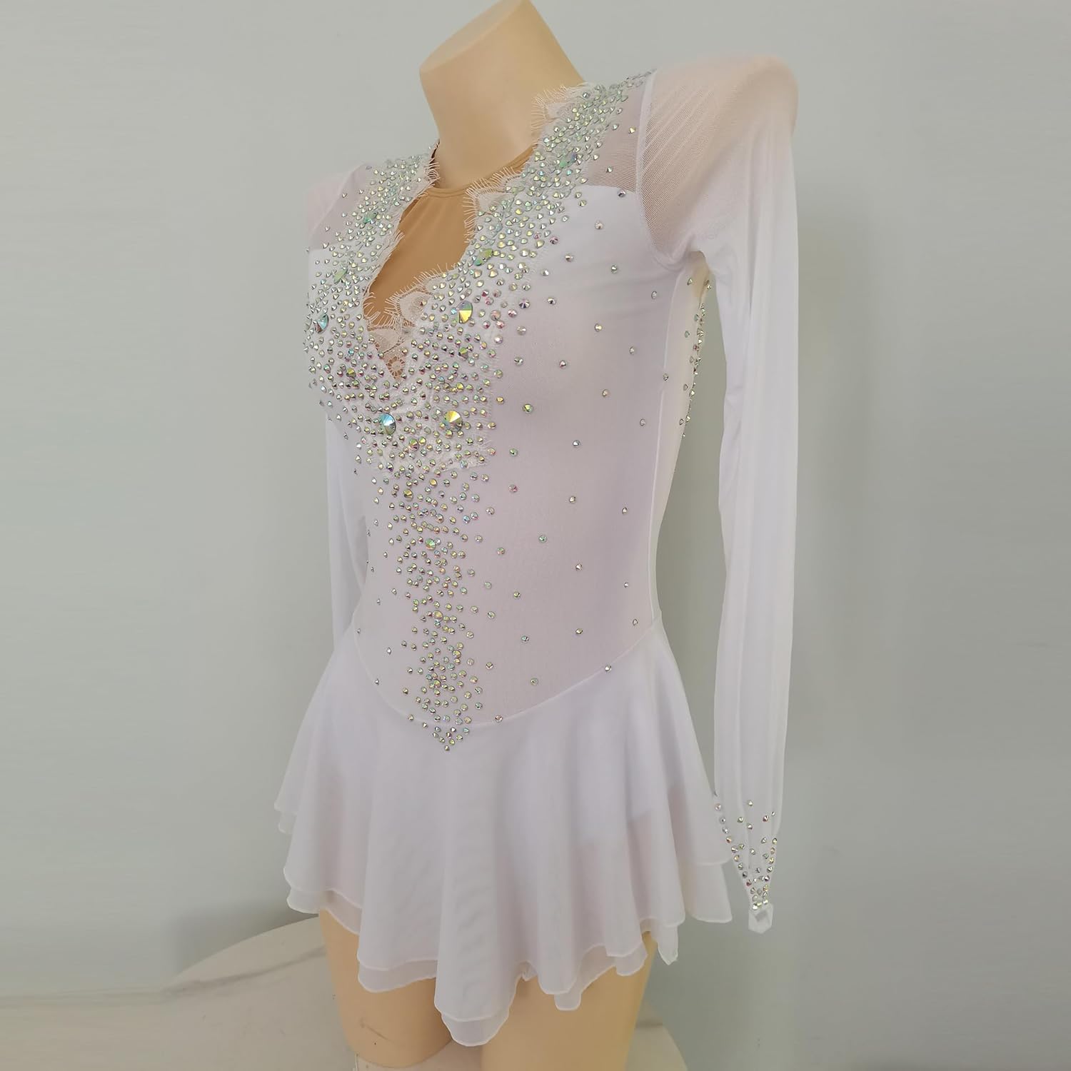 LIUHUO Figure Skating Skirt White Finger Sleeve Diamond Girl Competition Performance
