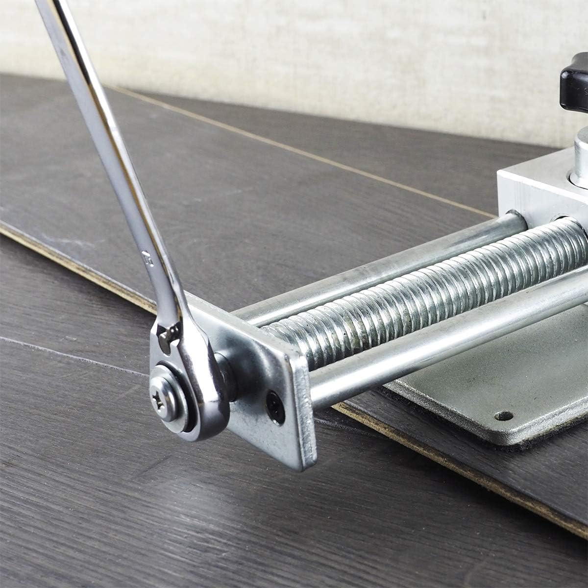 Norske Tools NMAP008 Professional Flooring Jack for Installing, Straightening Laminate and Hardwood Flooring - - 