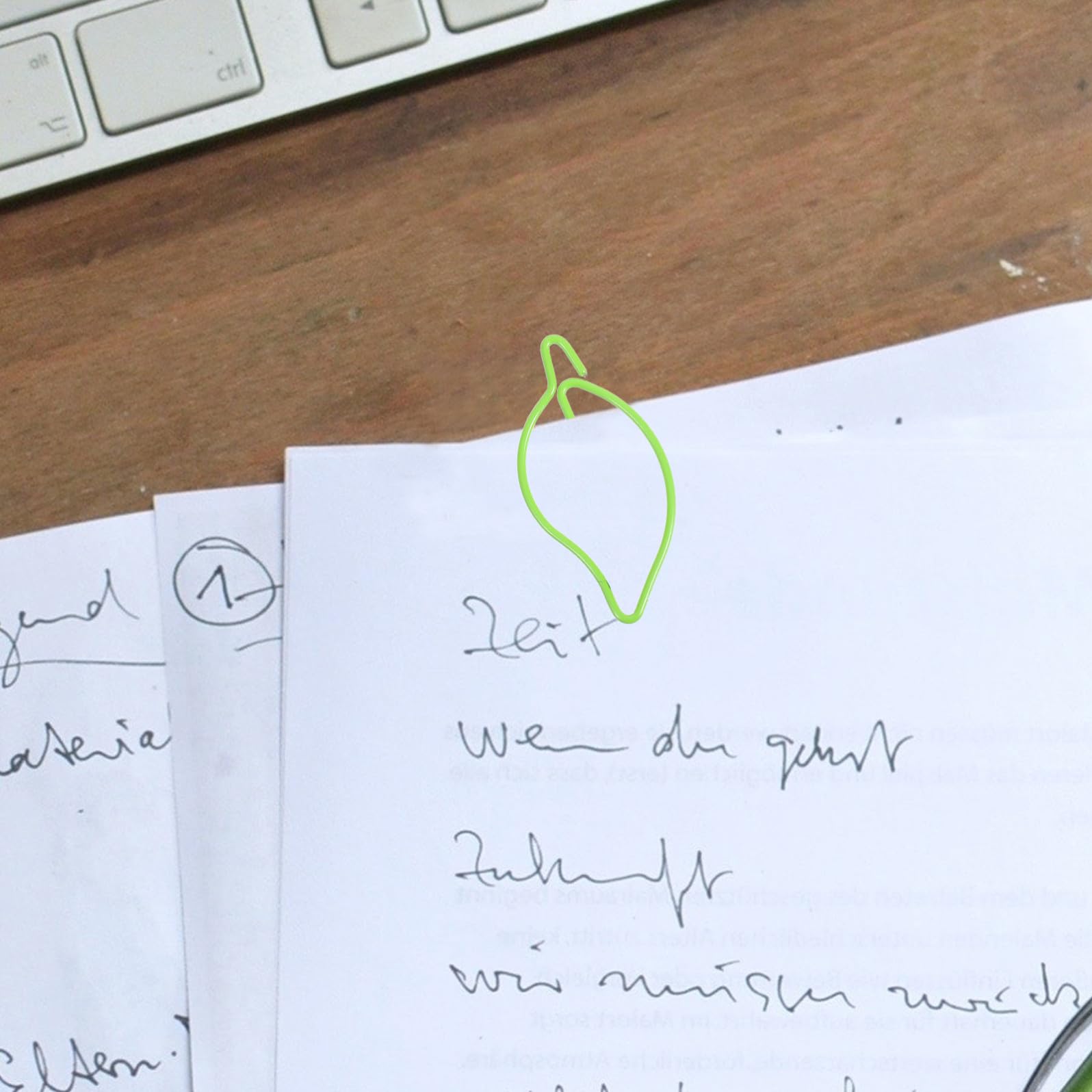STOBOK 4 Set Di Fermagli Per Carta in Metallo Piccole Clip A Forma Di Foglia Per Ufficio Portablocco Per La Scuola 30 Pezzi*4