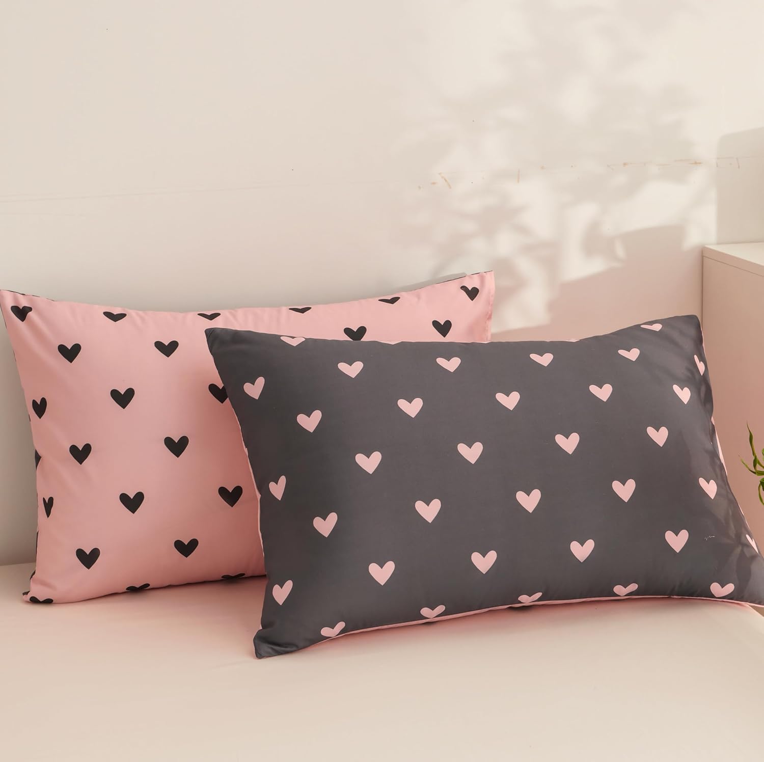 Heart Duvet Cover Queen Size Grey Pink Love Print Bedding Set Cute Hearted-Shaped Breathable Durable Soft Reversible Comforter Cover