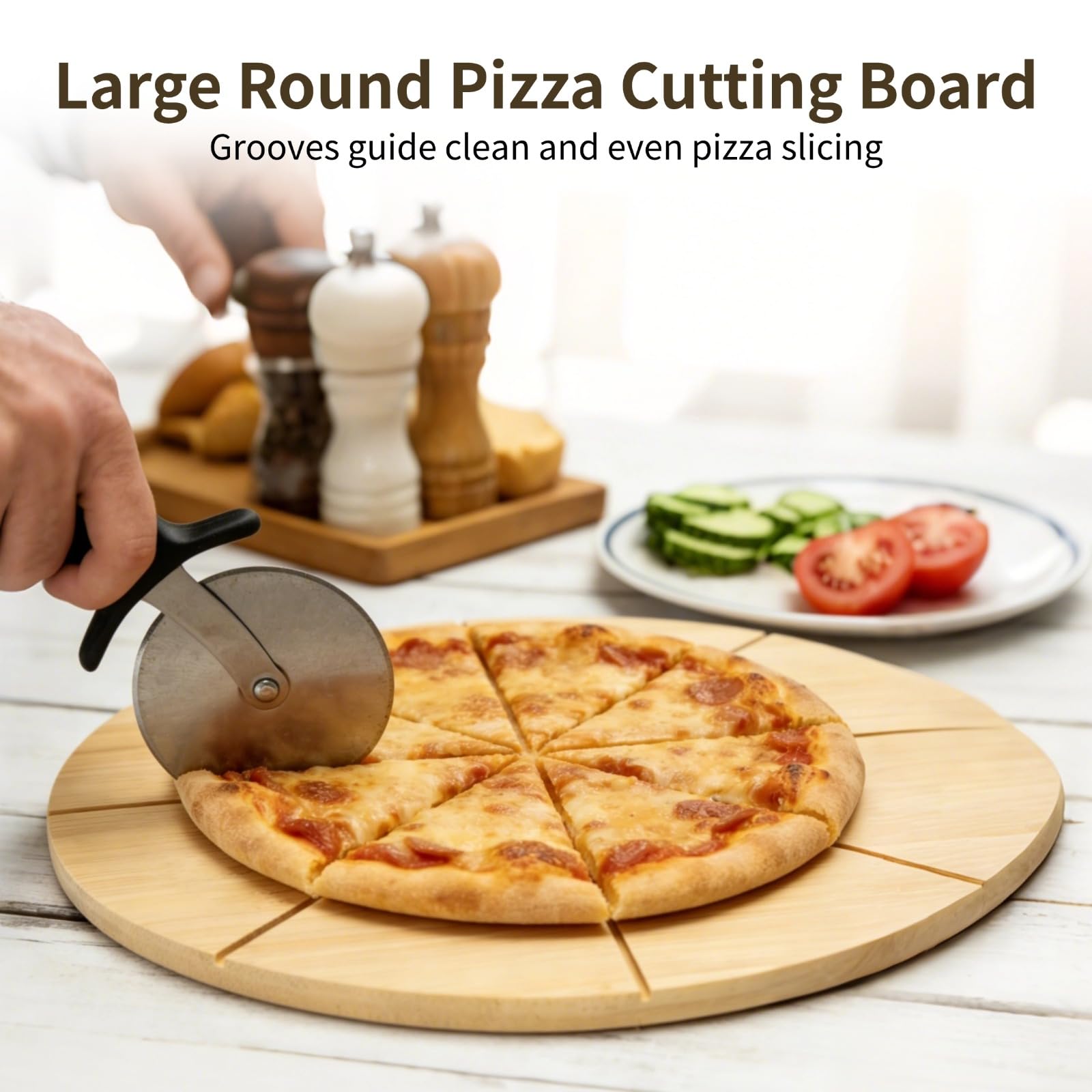 Lot de 2 planches à pizza rondes 12 pouces en bois double face, 8 rainures de coupe, 8 compartiments, dos plat, pour fromage, pain et viande.