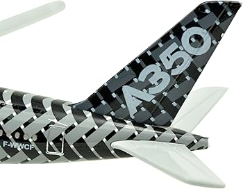 Amazon | TANG DYNASTY 1/400 標準バージョン エアバス社塗装機 XWB