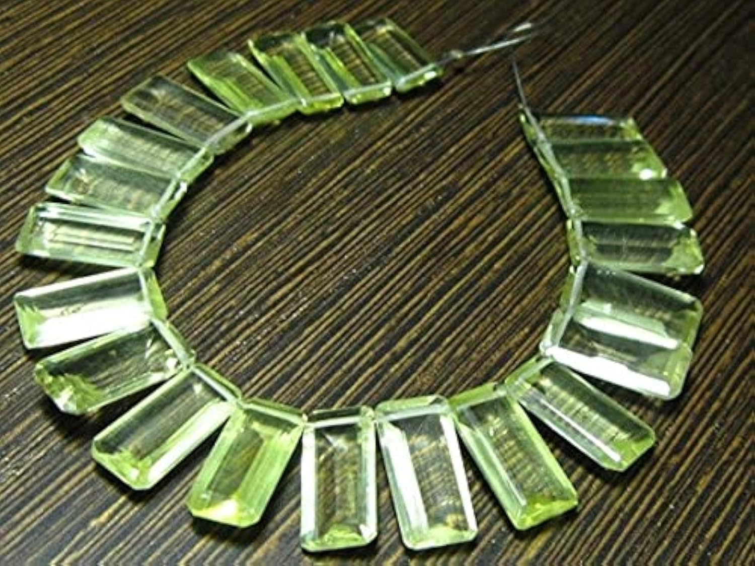 Quartz citron taille émeraude LKBEADS pour réparer et personnaliser un collier