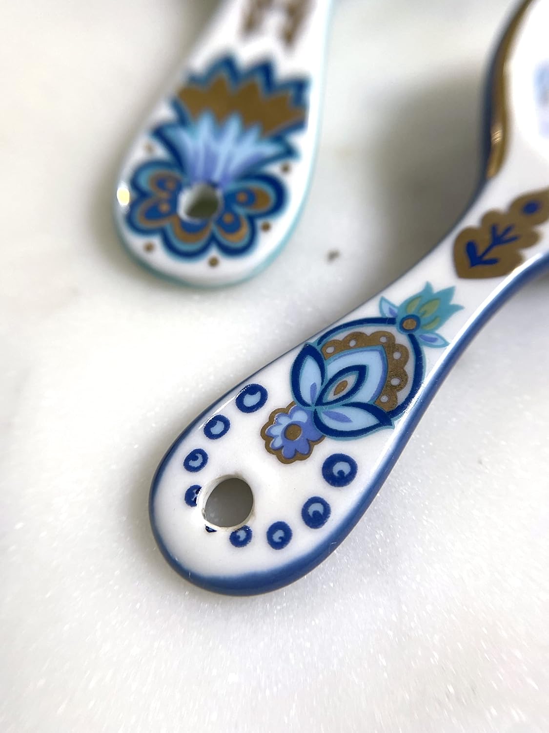 Mary DiSomma’s Ceramic Measuring Spoons (Set of 4) | Unique Signature Floral Print Design for each, Gold Overlay, Teal, Blue, Robin’s Egg Blue, Lime Green, Metallic Gold Chain, Boxed gift set
