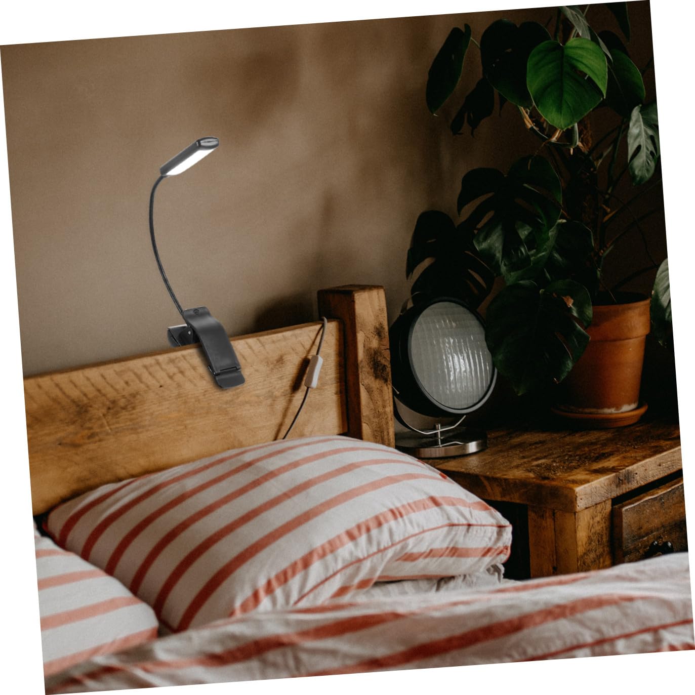 Housoutil Lampe de Lecture LED Rechargeable à Clip, Modèle B Noir, Lot de 2