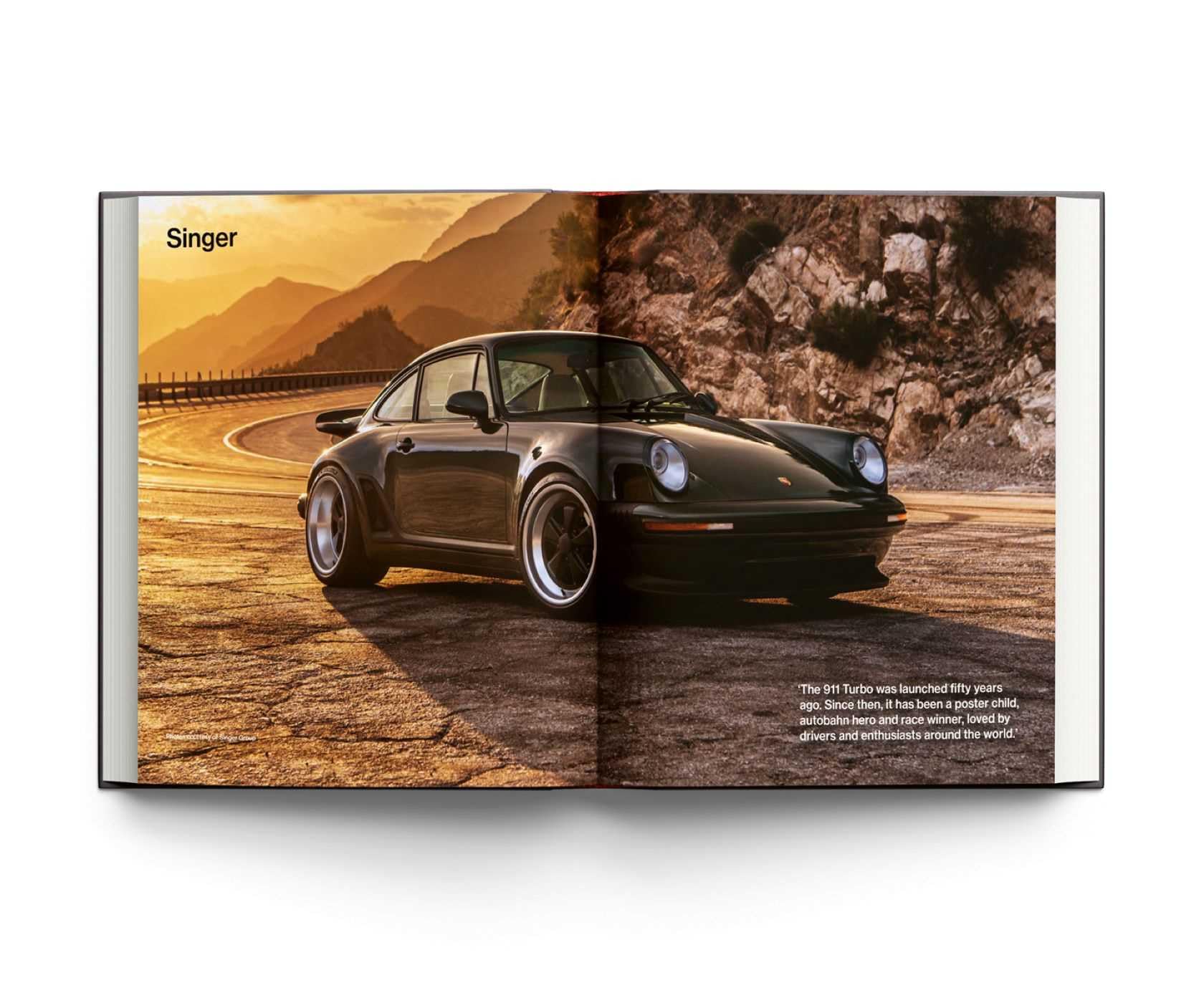 Restomods The New World Order of Handcrafted Cars /anglais
