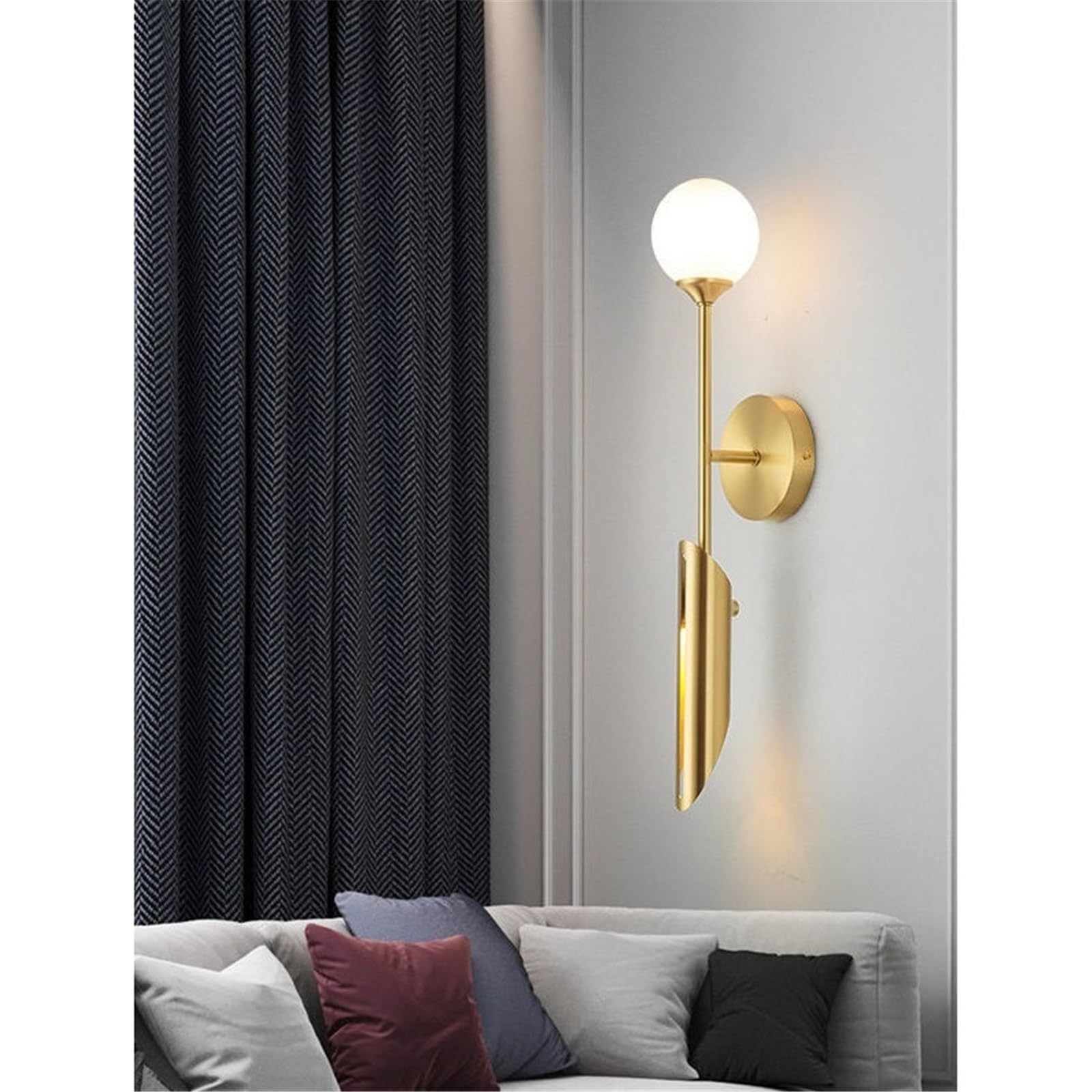 Applique Parete Lampada da parete moderna for interni con cornice verticale lunga in rame Illuminazione Interni | Lampada da parete Globo in vetro G9