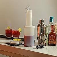 Vista 4 de Restaurantware Botella de plástico de 1 cuarto de galón de almacenamiento con boquilla transparente y tapa, botella de almacenamiento de barra, 3