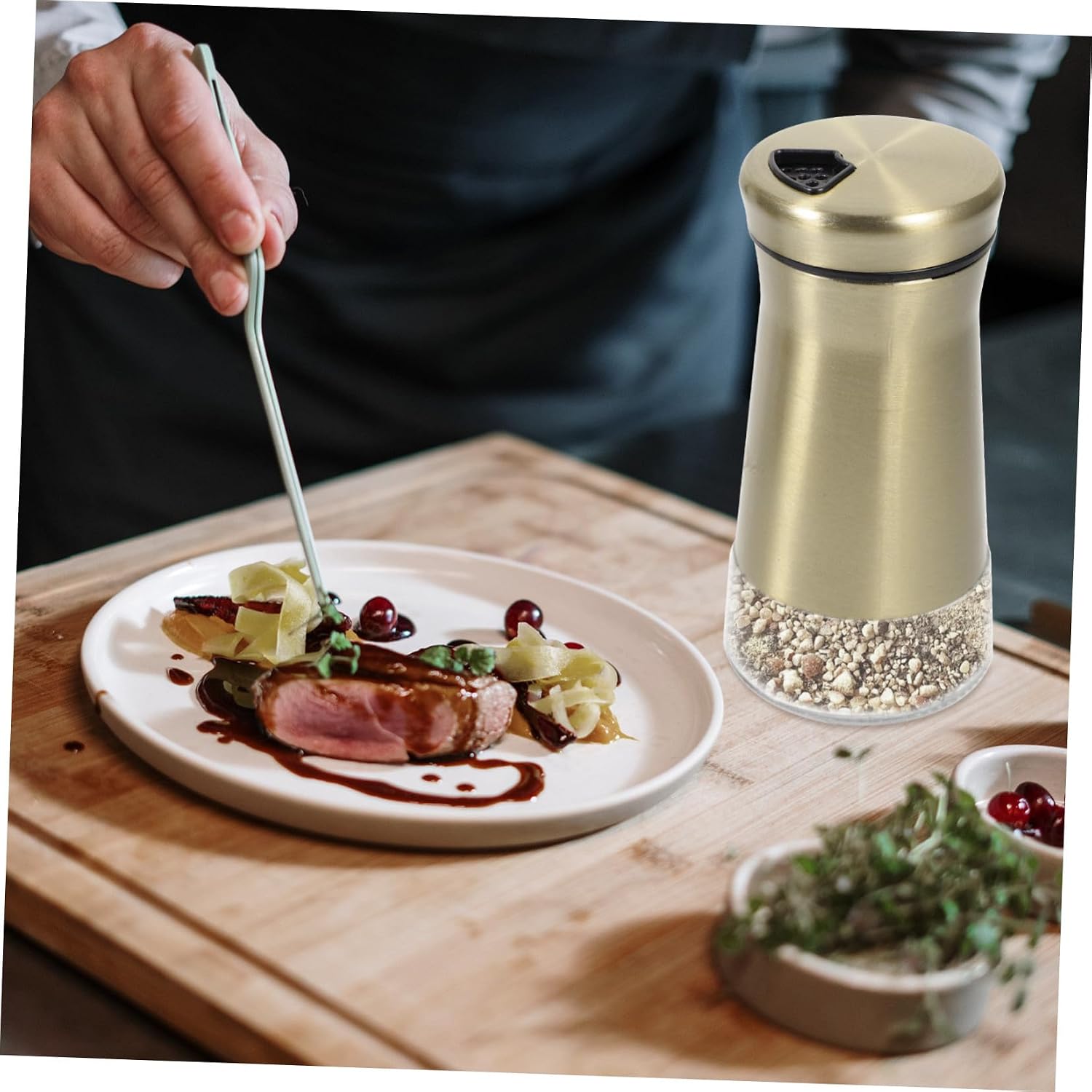 Stainless Steel and Glass Seasoning Container Set with Lids, Small Salt and Pepper Shakers for Kitchen and Dining, Reusable Household Spice Bottles for Cooking and Table Use